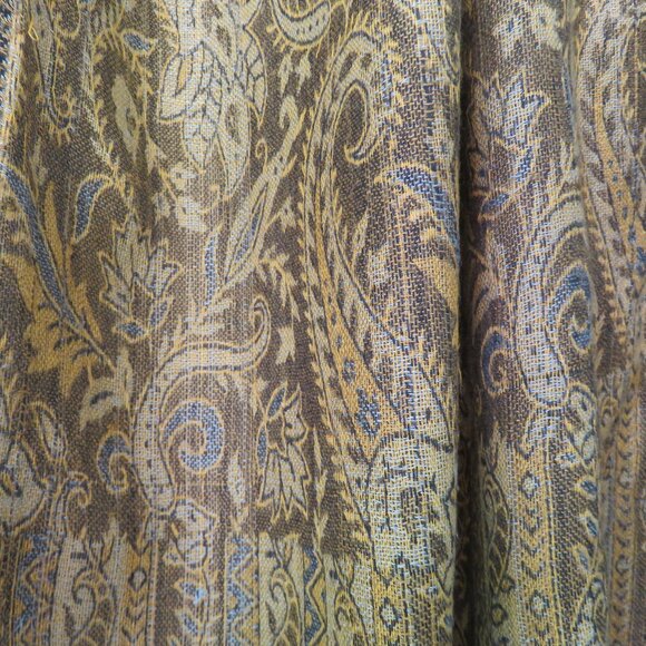 Lot of 3 Fringed Paisley Scarves Wraps.......824 - Picture 7 of 12